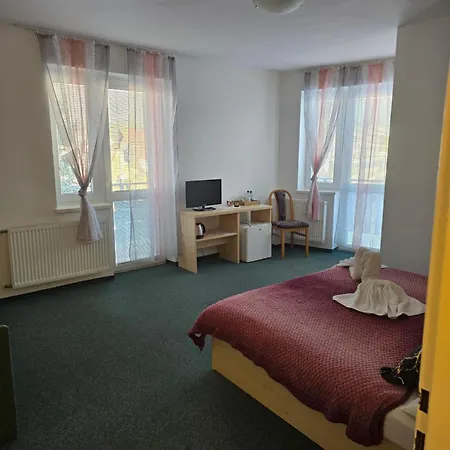 Iris Penzion Rajecké Teplice